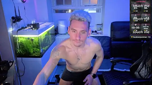 Rayzel_White's cam snapshot