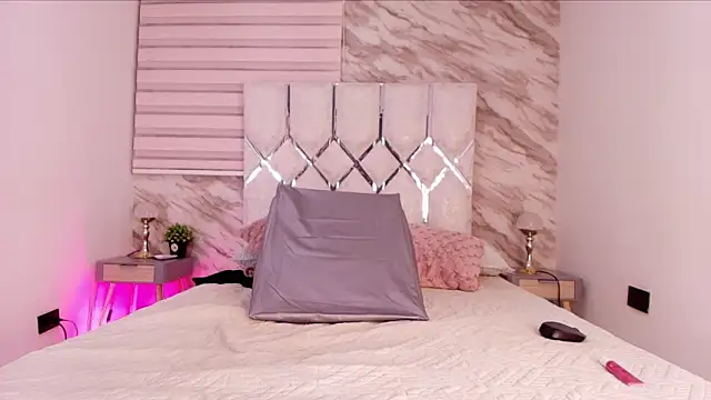 ivanna_vg's cam snapshot