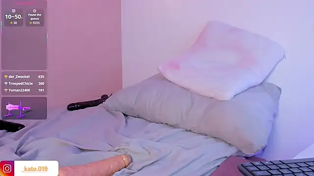 Kate_bale's cam snapshot