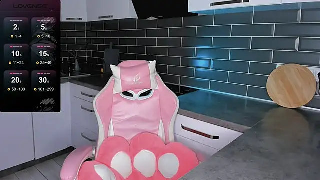 ShaiyaMinn3 live sex cam