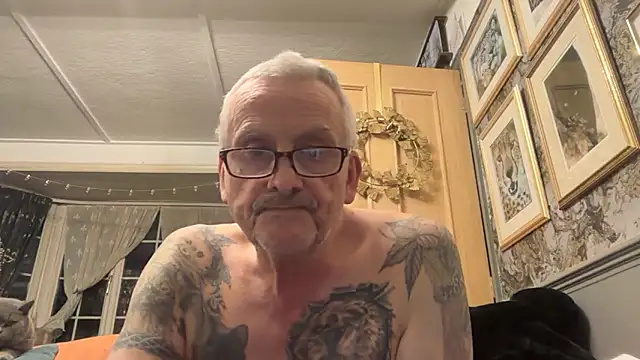 poggles's cam snapshot