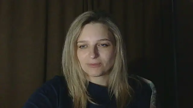 ElisSky301's cam snapshot