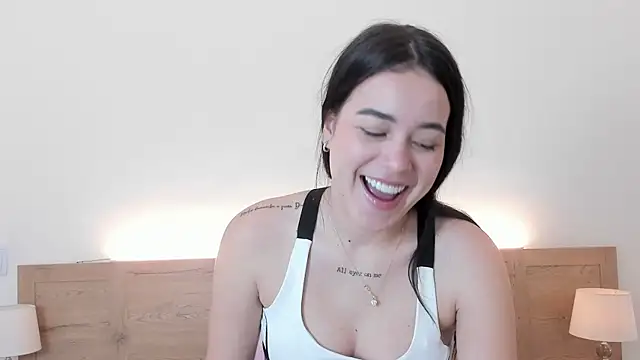 Emily_Frostt's cam snapshot