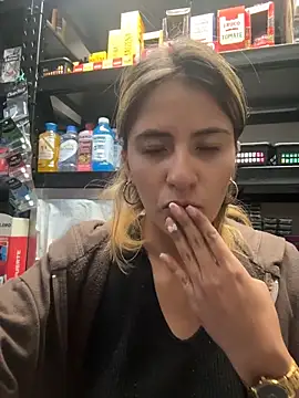 Andrea_19blonde's cam snapshot