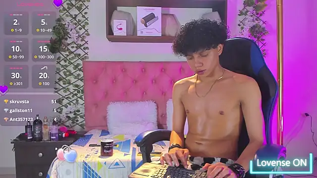 _taylor_black live sex cam