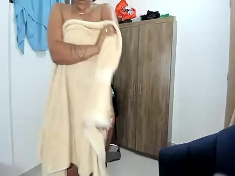 cataleya19's cam snapshot