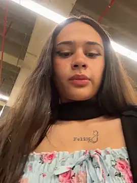 BabyKathy's cam snapshot