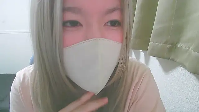 Remi_official live sex cam