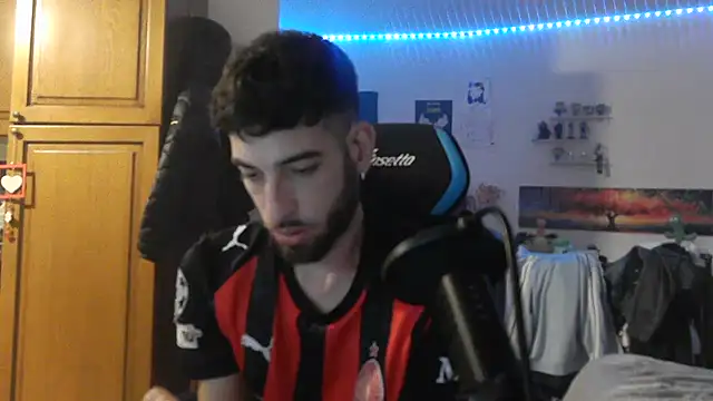 maestroboris95 live sex cam