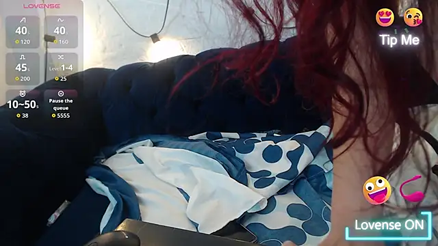 CarolRousee's cam snapshot