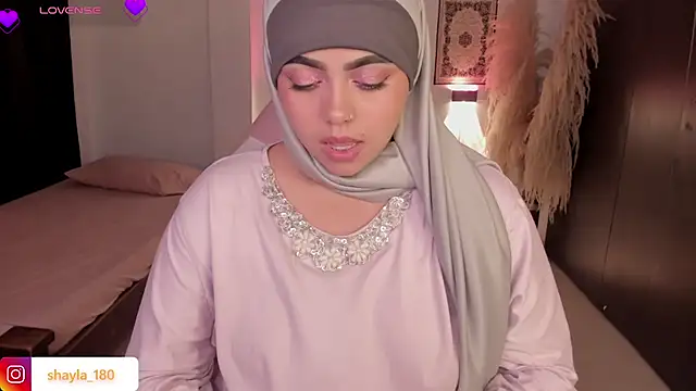 shayla_18 live sex cam