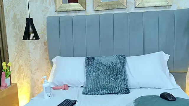 Jessie_GB's cam snapshot