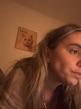 yoursexbabe_10's cam snapshot