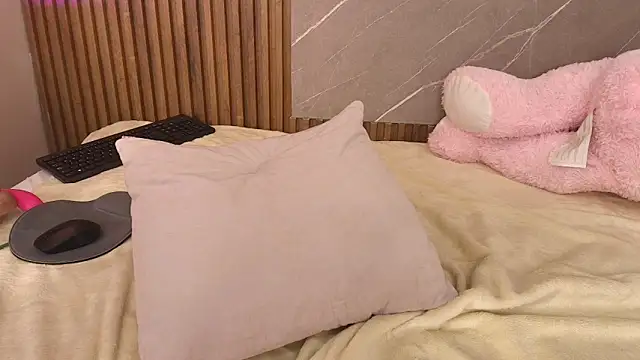 biancaa_18 live sex cam