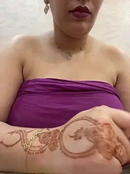 Bold-arabic-vibes's cam snapshot