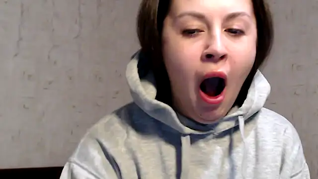 Tayagirl's cam snapshot