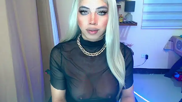 UrGoddessJuliax live sex cam