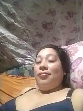 May_Bombs's cam snapshot