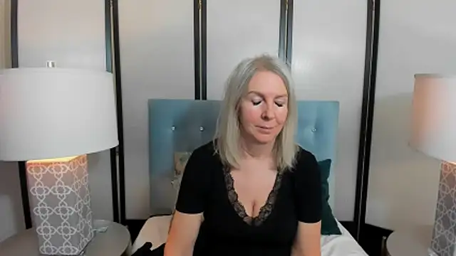 EricaTop's cam snapshot