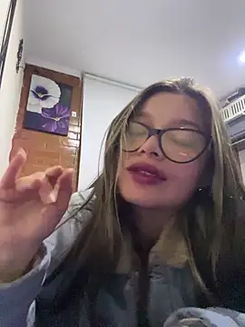 KoraSweett's cam snapshot