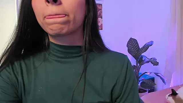 canelleGarces's cam snapshot