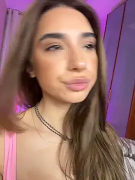 ItalianGirl live sex cam