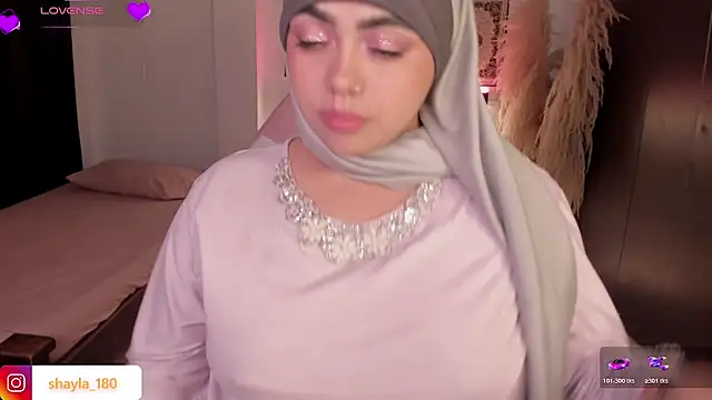 shayla_18's cam snapshot