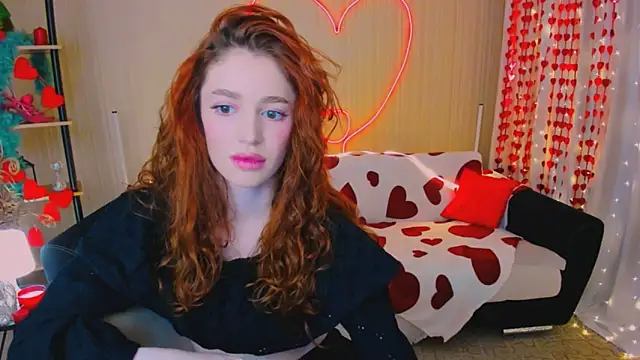 ChristinaConteeree's cam snapshot