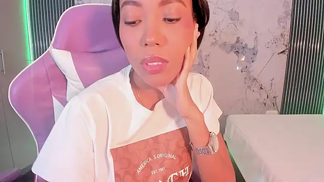 Mia_Duarte1's cam snapshot