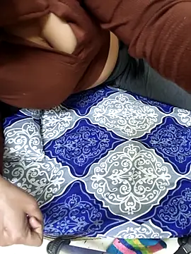 Nupur_69's cam snapshot