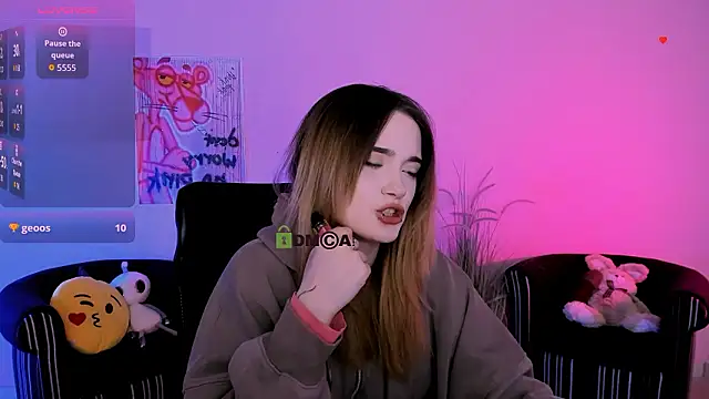 liana_kisses's cam snapshot