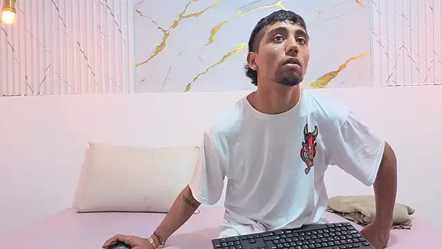 NatyAndAlex's cam snapshot