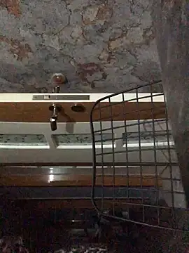 AlevNaz's cam snapshot