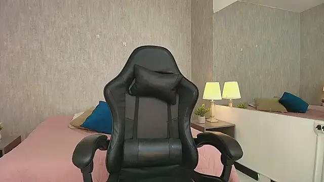 MeganDiamont_FG's cam snapshot