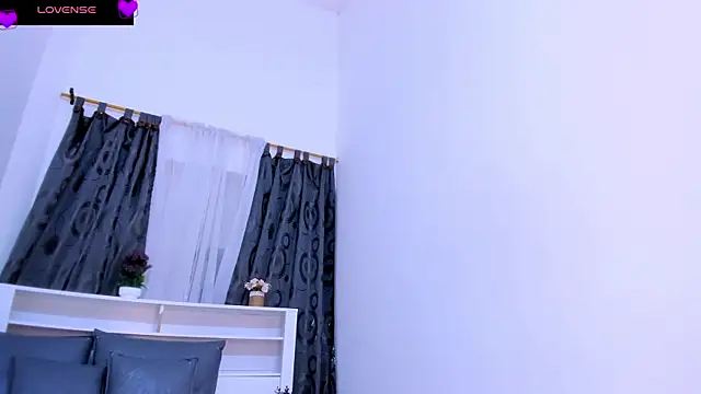 Mistt_Mia's cam snapshot