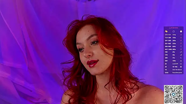 GildedKitten's cam snapshot