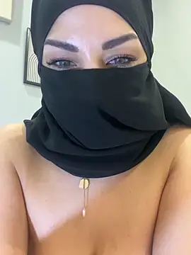 Amberonee31's cam snapshot