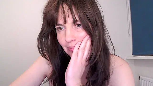 Ella_Next_Door's cam snapshot