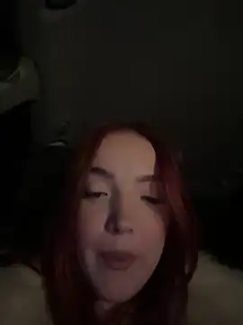 Daddyslut2_0 live sex cam