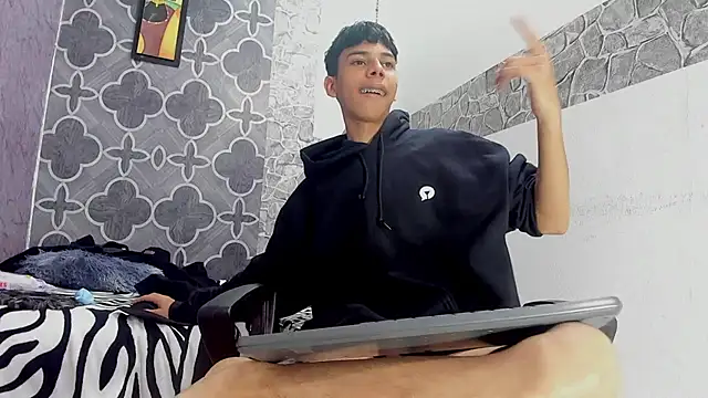 sexyboys_cutex18 live sex cam