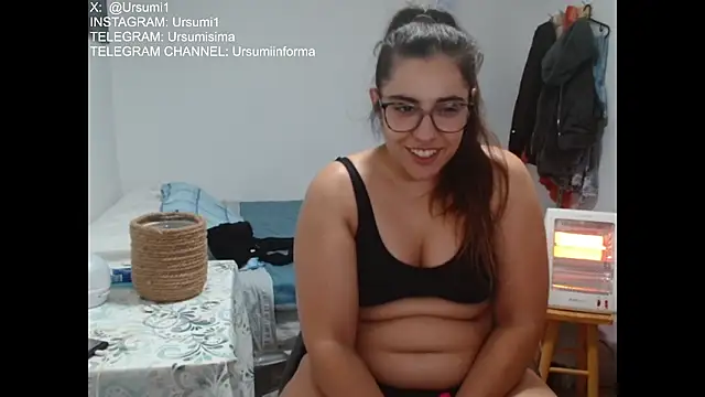 Ursumi1 live sex cam