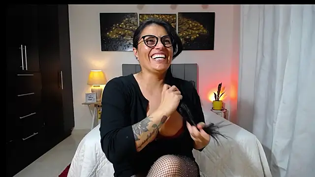 Lust_Mom41's cam snapshot