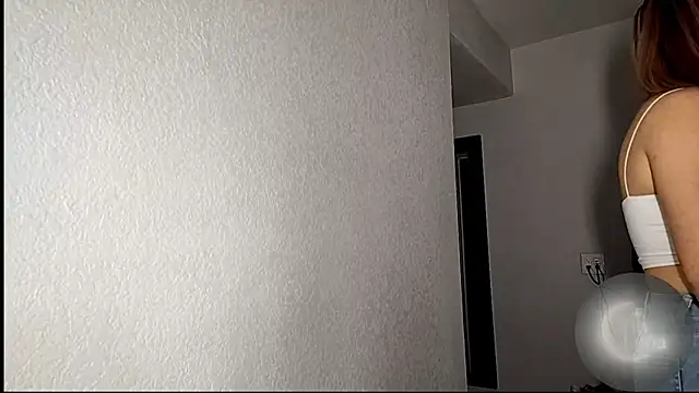 tialuna_x69 live sex cam