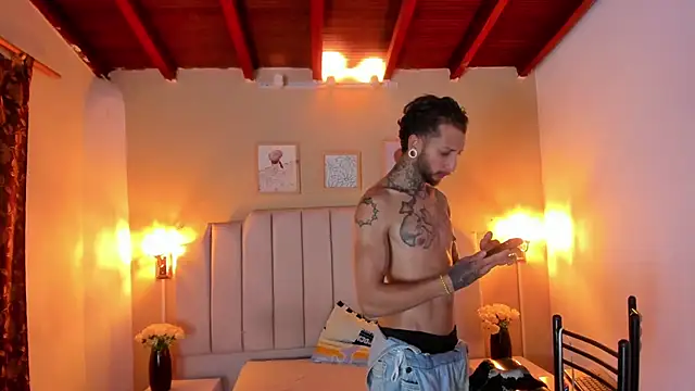 axel_valtier live sex cam