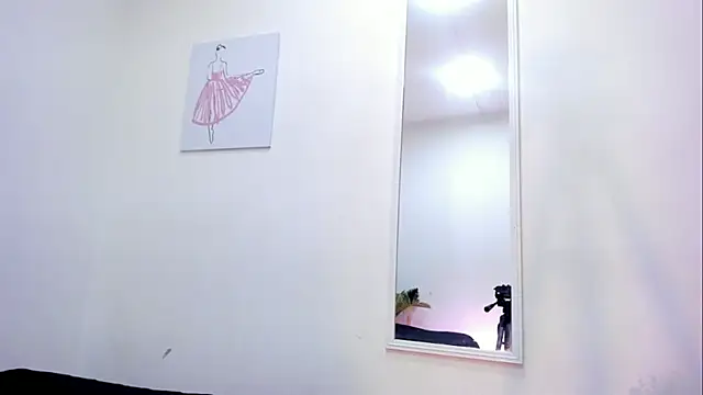 KimberlyVelez_'s cam snapshot