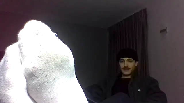 Jbenz420's cam snapshot