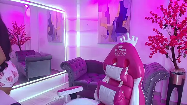 Zoe_18T's cam snapshot