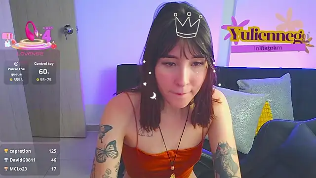 Yuliennegg's cam snapshot