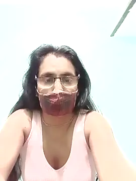 sanjana077's cam snapshot