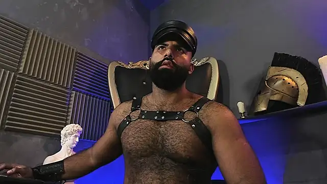 BeardAndrew live sex cam